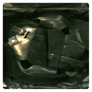 Guess by Marciano ISLETA Black Leather Wedge